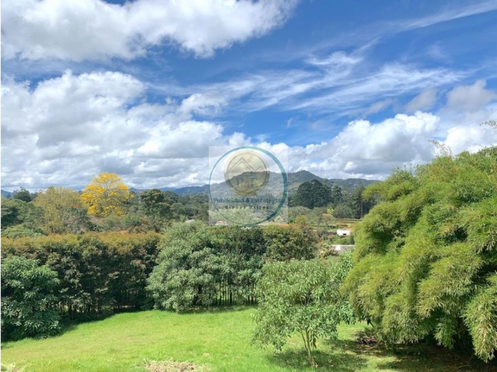 Casa de 3 alcobas en venta en El Centro, El Carmen de Viboral, 160 m² · foto 9 de 24
