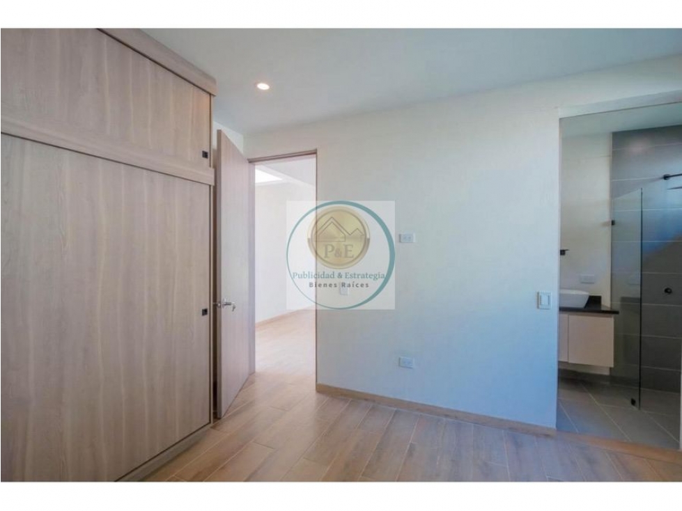 Casa de 3 alcobas en venta en El Centro, El Carmen de Viboral, 160 m² · foto 13 de 24