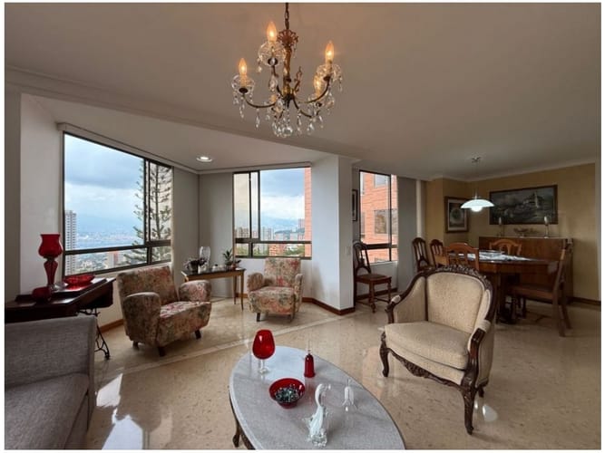 Apartamento de 3 alcobas en venta en El Poblado, Medellín, 123 m² · foto 5 de 24