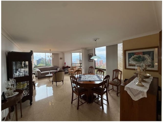 Apartamento de 3 alcobas en venta en El Poblado, Medellín, 123 m² · foto 7 de 24