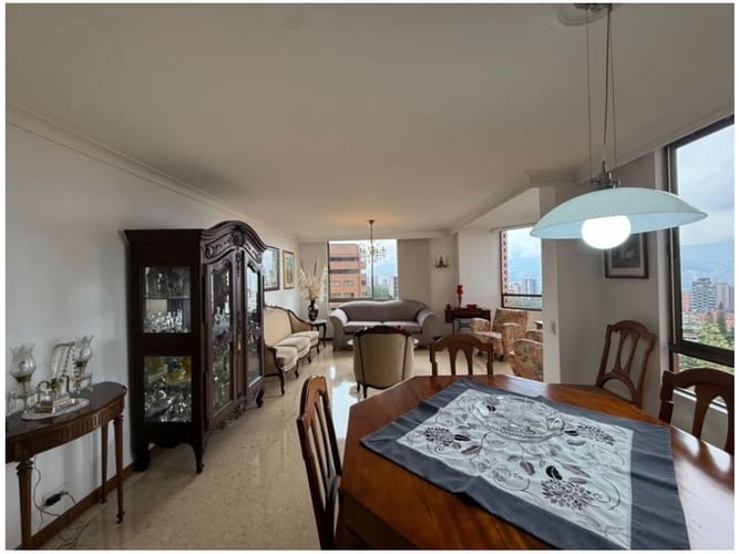 Apartamento de 3 alcobas en venta en El Poblado, Medellín, 123 m² · foto 10 de 24