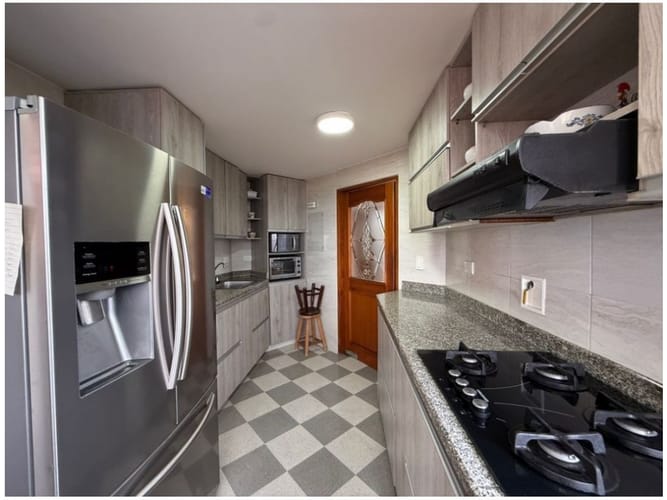 Apartamento de 3 alcobas en venta en El Poblado, Medellín, 123 m² · foto 11 de 24