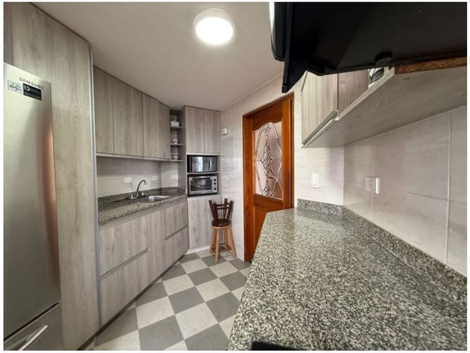 Apartamento de 3 alcobas en venta en El Poblado, Medellín, 123 m² · foto 13 de 24