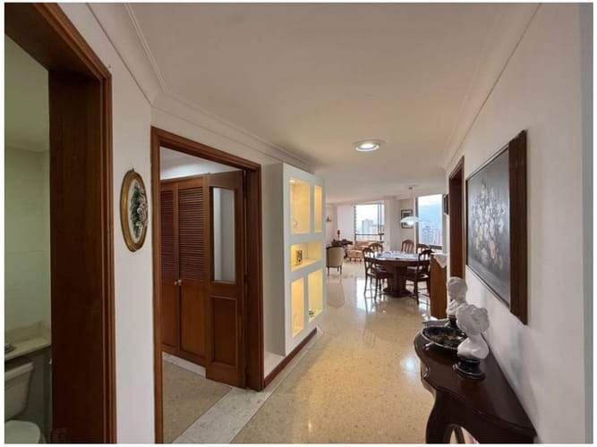 Apartamento de 3 alcobas en venta en El Poblado, Medellín, 123 m² · foto 18 de 24