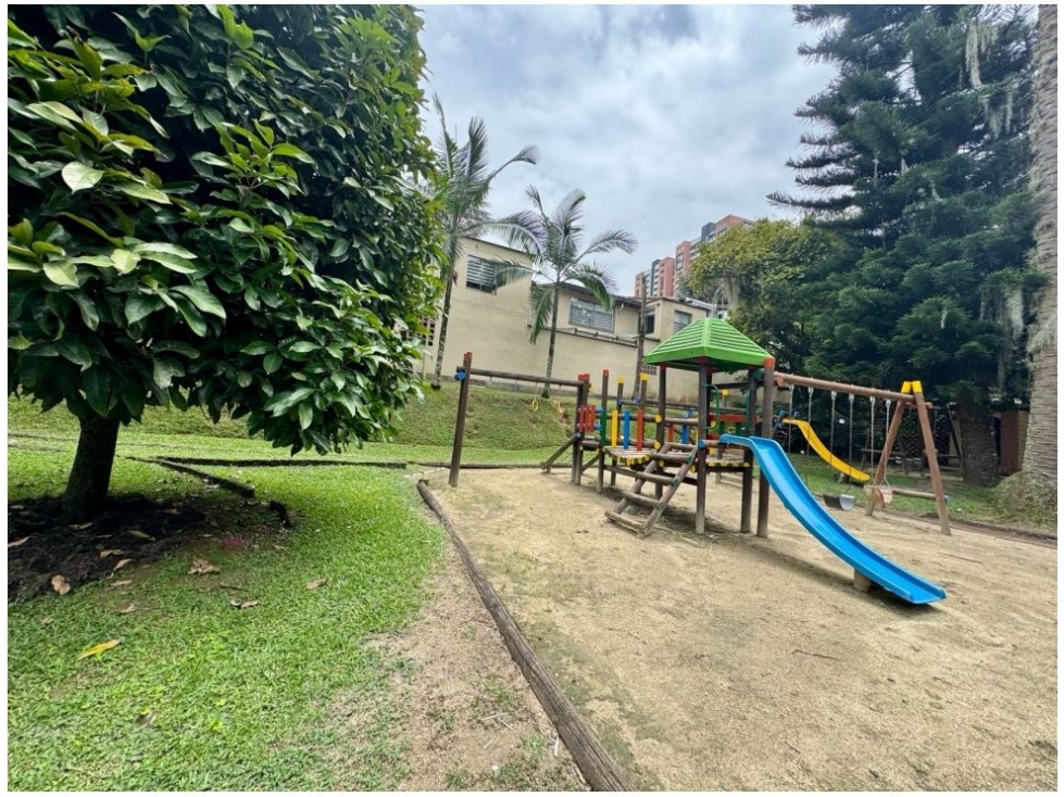 Apartamento en venta en Loma De Las Brujas, Envigado · foto 17 de 24
