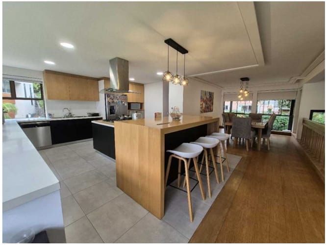 Casa de 4 alcobas en venta en Los Balsos, Medellín, 375 m² · foto 7 de 14