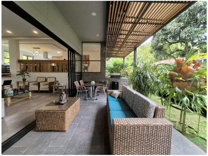 Casa de 4 alcobas en venta en Los Balsos, Medellín, 375 m² · foto 8 de 14