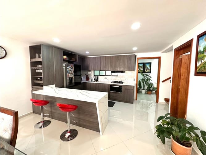 Casa de 4 alcobas en venta en El Retiro, 130 m² · foto 4 de 12