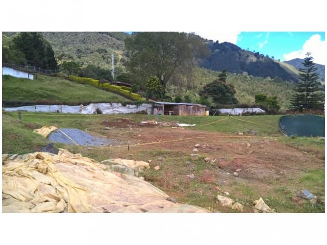 Lote en venta en Las Palmas, Envigado, 1650 m² · foto 4 de 13