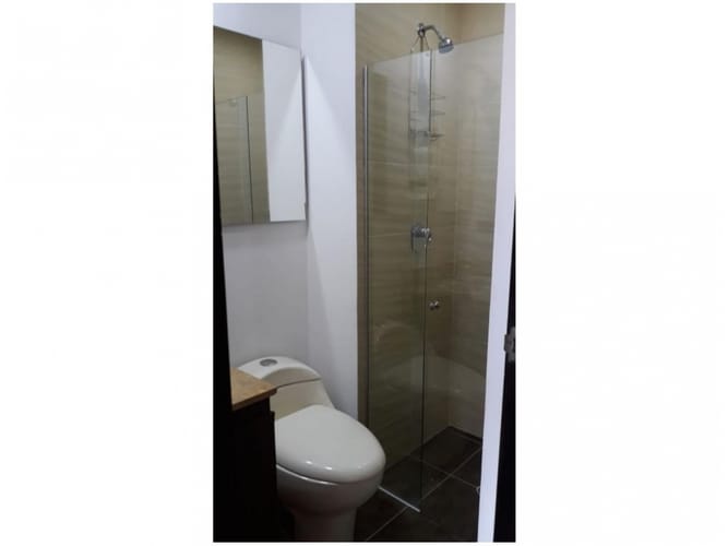 Apartamento de 1 alcoba en venta en El Poblado, Medellín, 63 m² · foto 11 de 24