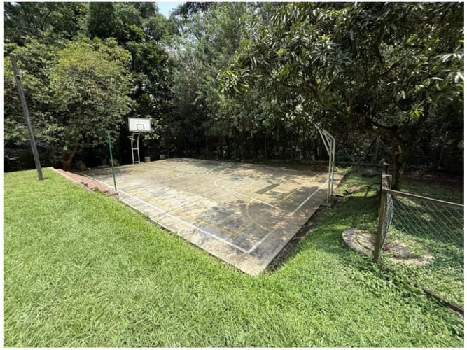 Casa de 6 alcobas en venta en Loma Del Escobero, Envigado, 234 m² · foto 2 de 24