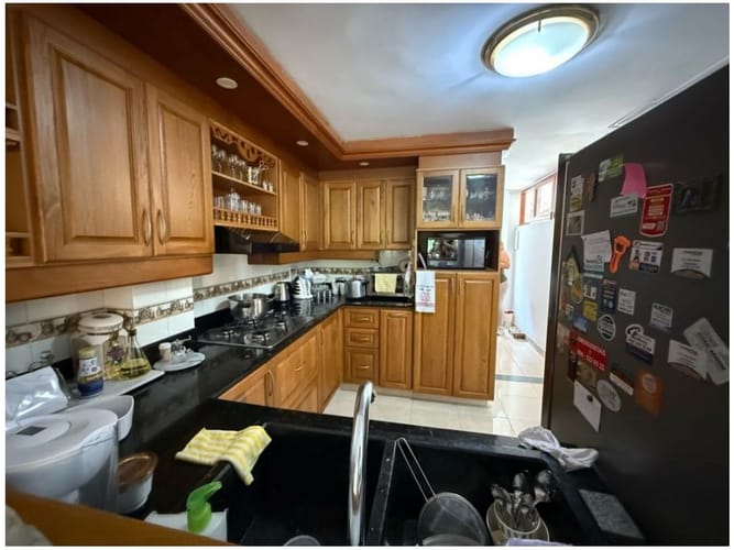 Casa de 6 alcobas en venta en Loma Del Escobero, Envigado, 234 m² · foto 17 de 24