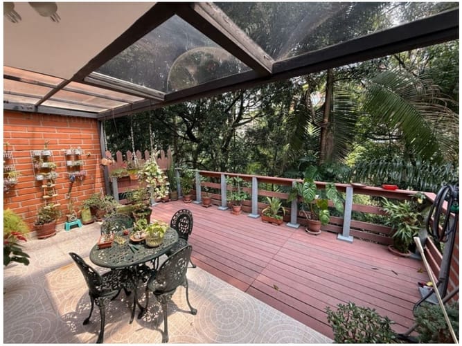 Casa de 6 alcobas en venta en Loma Del Escobero, Envigado, 234 m² · foto 23 de 24