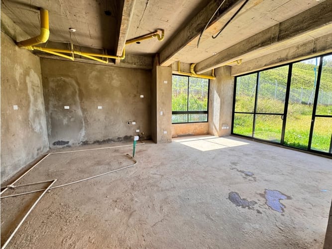 Casa de 2 alcobas en venta en Carrizales, Envigado, 345 m² · foto 4 de 4