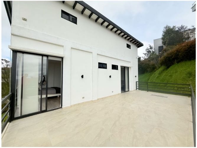 Casa de 4 alcobas en venta en Altos Del Escobero, El Retiro, 215 m² · foto 10 de 24