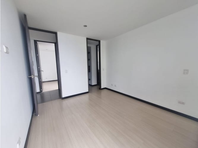 Apartamento de 3 alcobas en venta en Montessori, Envigado, 100 m² · foto 6 de 20