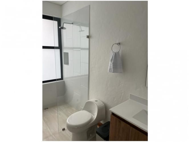 Casa de 3 alcobas en venta en Llano Grande, Rionegro, 400 m² · foto 11 de 14