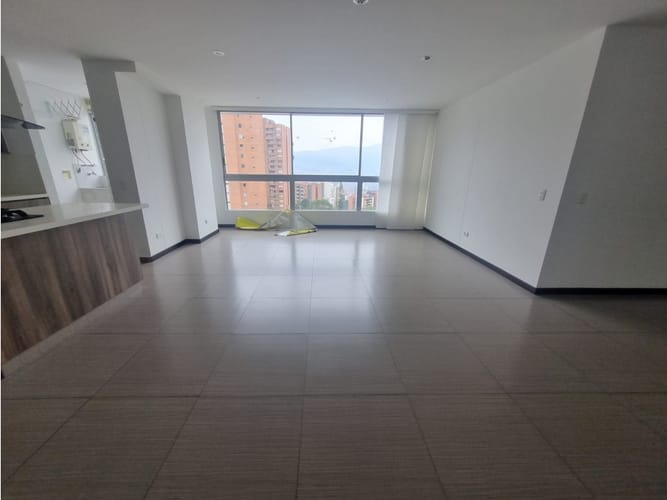 Apartamento de 3 alcobas en venta en Montessori, Envigado, 100 m² · foto 18 de 20