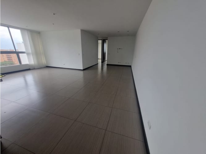 Apartamento de 3 alcobas en venta en Montessori, Envigado, 100 m² · foto 19 de 20