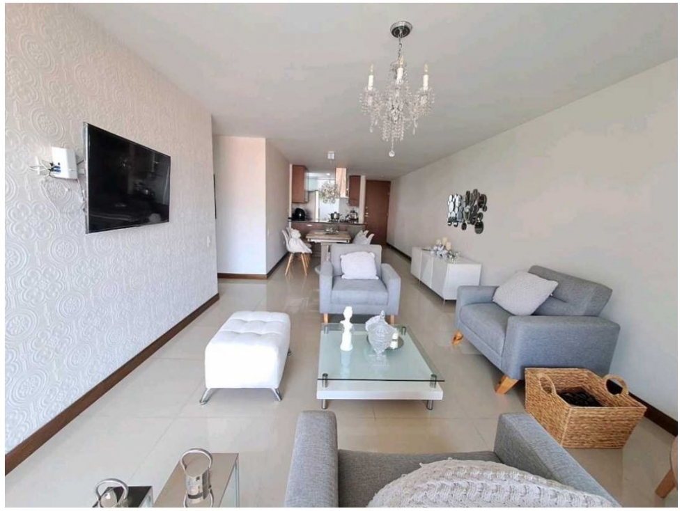 Apartamento en venta en Cumbres, Envigado · foto 3 de 17