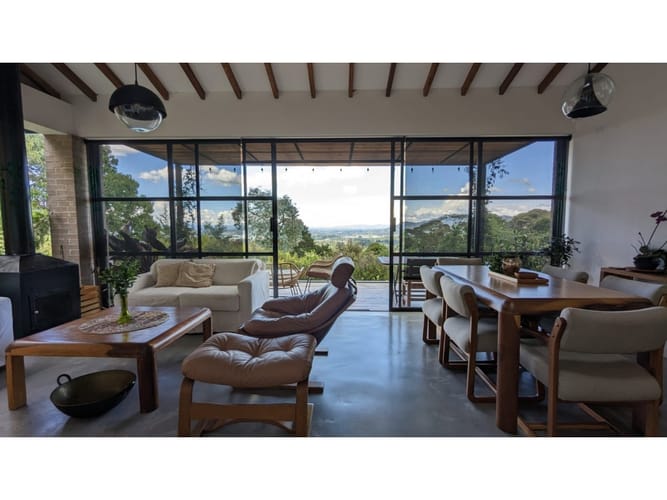 Casa de 2 alcobas en venta en El Tambo, La Ceja, 155 m² · foto 2 de 20