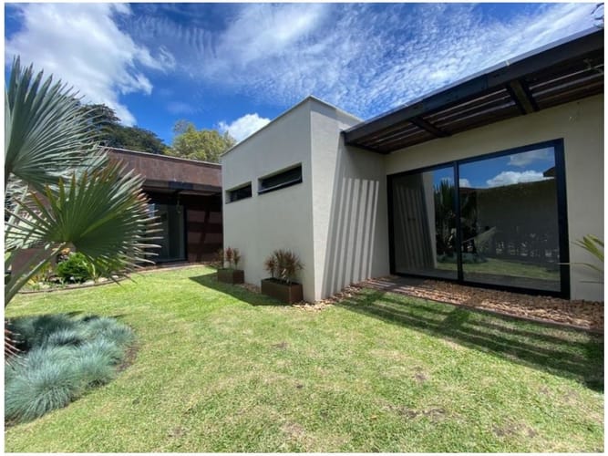 Casa de 4 alcobas en venta en Llano Grande, Rionegro, 525 m² · foto 7 de 24