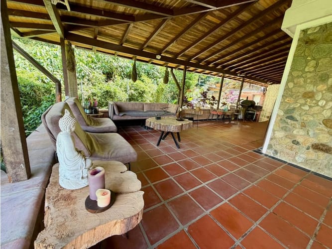 Casa de 5 alcobas en venta en Loma El Atravesado, Envigado, 390 m² · foto 22 de 24