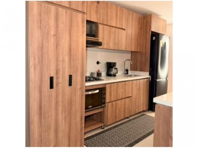 Apartamento de 1 alcoba en venta en Las Acacias, Medellín, 54 m² · foto 4 de 11