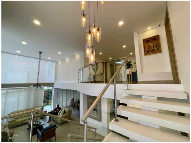 Casa de 4 alcobas en venta en Loma De San Jose, Medellín, 696 m² · foto 11 de 24