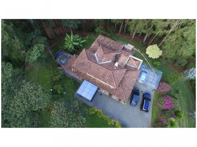 Casa de 3 alcobas en venta en Los Salados, El Retiro, 380 m² · foto 2 de 24