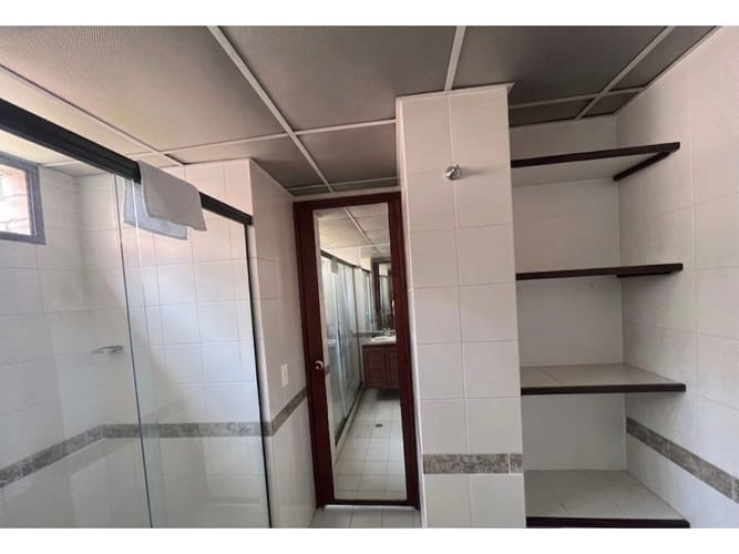 Apartamento de 3 alcobas en venta en El Tesoro, Medellín, 123 m² · foto 6 de 20