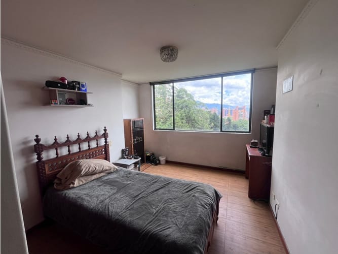 Apartamento de 3 alcobas en venta en El Tesoro, Medellín, 123 m² · foto 9 de 20