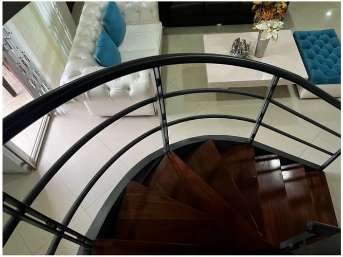 Apartamento de 3 alcobas en venta en La Castellana, Medellín, 175 m² · foto 2 de 20