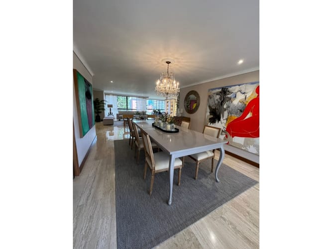 Apartamento de 3 alcobas en venta en El Poblado, Medellín, 292 m² · foto 4 de 6