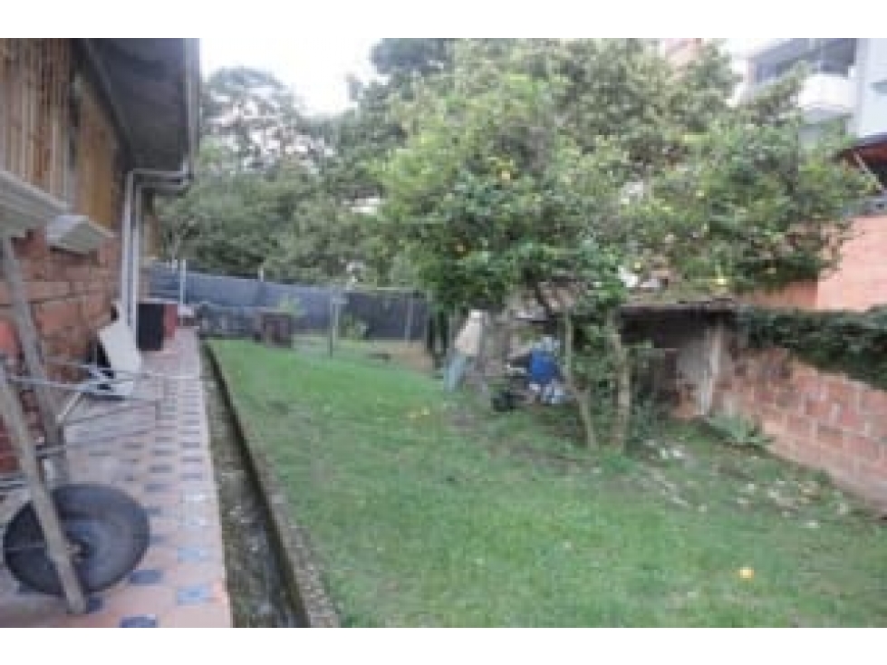 3BR Apartment in Camino Verde (1780 m²) for Sale