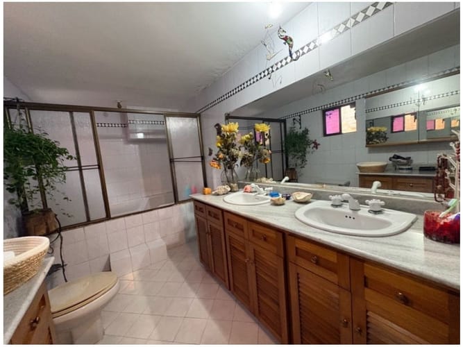 Casa en venta en Loma De Las Brujas, Envigado · foto 9 de 12