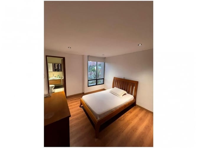 Apartamento de 4 alcobas en venta en Los Balsos, Medellín, 212 m² · foto 10 de 15