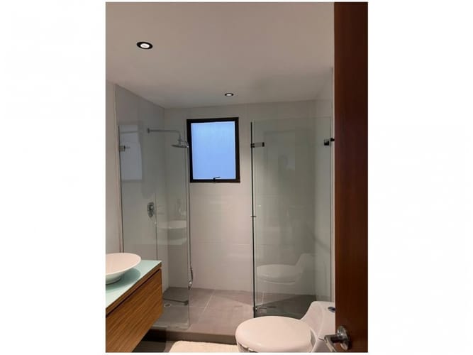 Apartamento de 4 alcobas en venta en Los Balsos, Medellín, 212 m² · foto 11 de 15