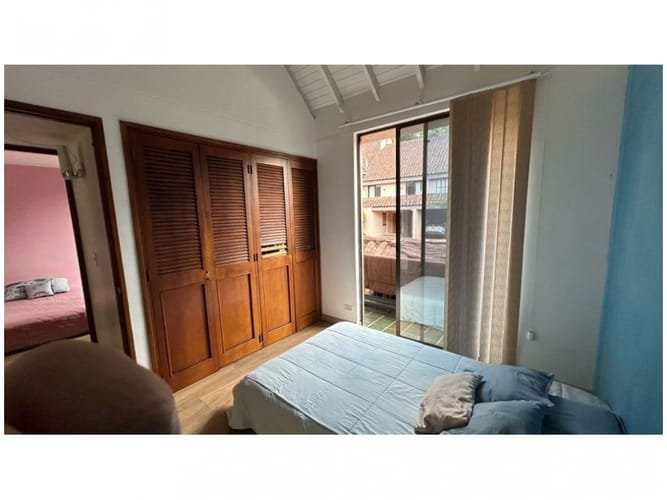 Casa de 4 alcobas en venta en El Diamante No. 2, Medellín, 223 m² · foto 9 de 24