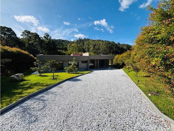 Casa de 3 alcobas en venta en Llano Grande, Rionegro, 236 m² · foto 5 de 24