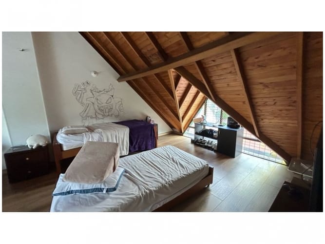 Casa de 4 alcobas en venta en El Diamante No. 2, Medellín, 223 m² · foto 16 de 24