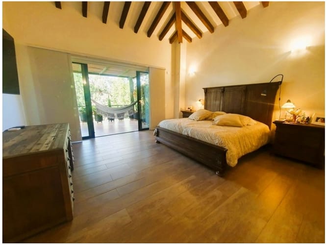 Casa de 7 alcobas en venta en Llano Grande, Rionegro, 704 m² · foto 6 de 16