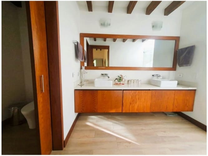 Casa de 7 alcobas en venta en Llano Grande, Rionegro, 704 m² · foto 7 de 16