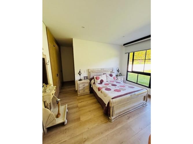 Casa de 3 alcobas en venta en Llano Grande, Rionegro, 236 m² · foto 22 de 24
