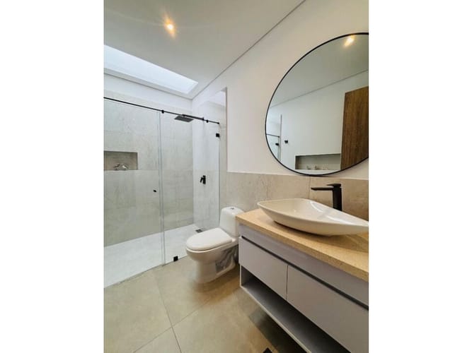 Casa de 3 alcobas en venta en Llano Grande, Rionegro, 236 m² · foto 24 de 24