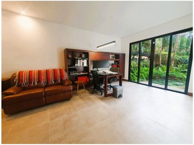 Casa de 7 alcobas en venta en Llano Grande, Rionegro, 704 m² · foto 13 de 16