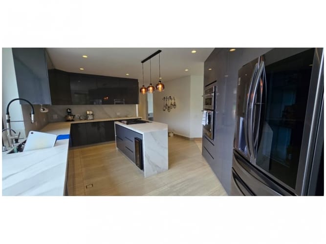 Casa de 4 alcobas en venta en El Portento, Medellín, 557 m² · foto 6 de 24