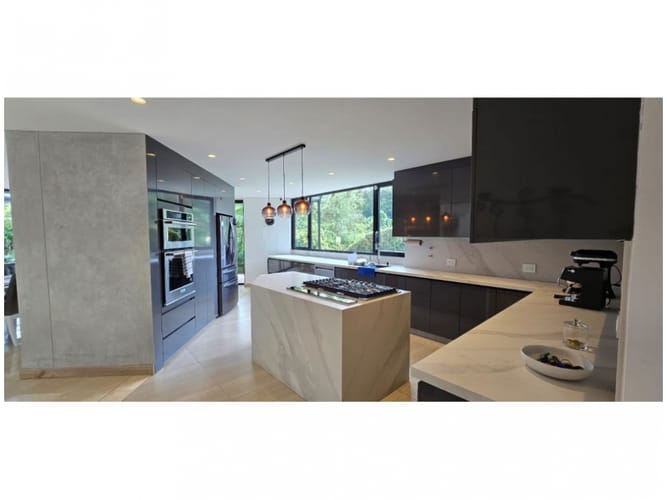 Casa de 4 alcobas en venta en El Portento, Medellín, 557 m² · foto 7 de 24