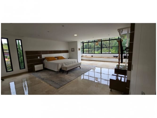 Casa de 4 alcobas en venta en El Portento, Medellín, 557 m² · foto 21 de 24