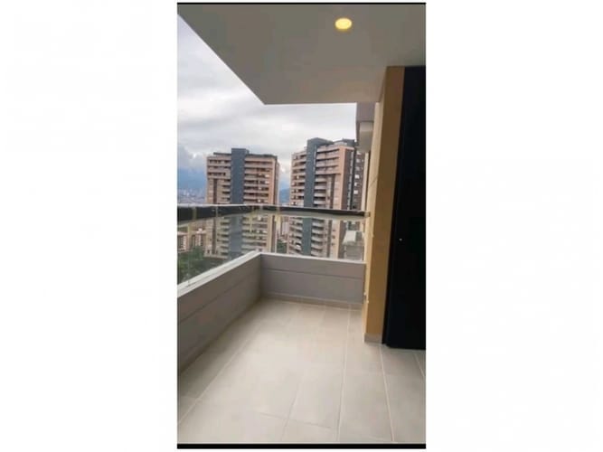 Apartamento de 2 alcobas en venta en Cumbres, Envigado, 96 m² · foto 8 de 13